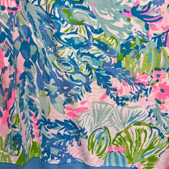 Lilly Pulitzer Tee - Picture 3 of 4